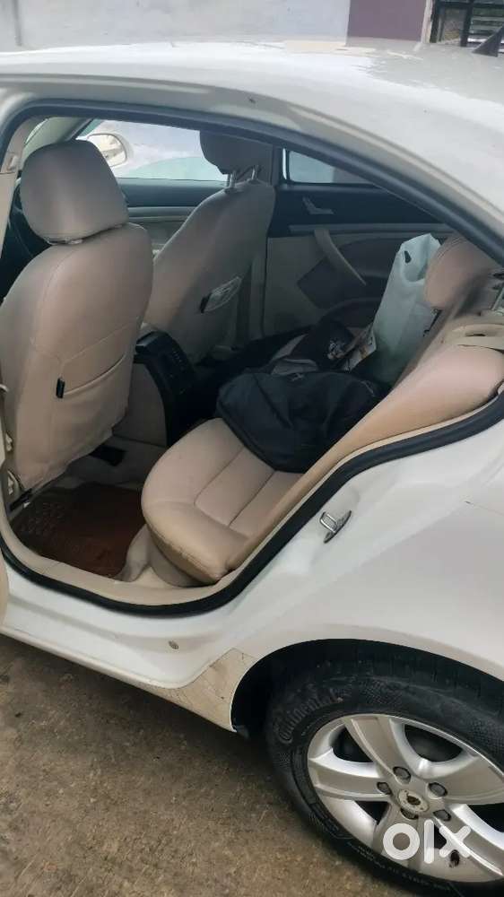 Skoda Laura 2011 Petrol Well Maintained