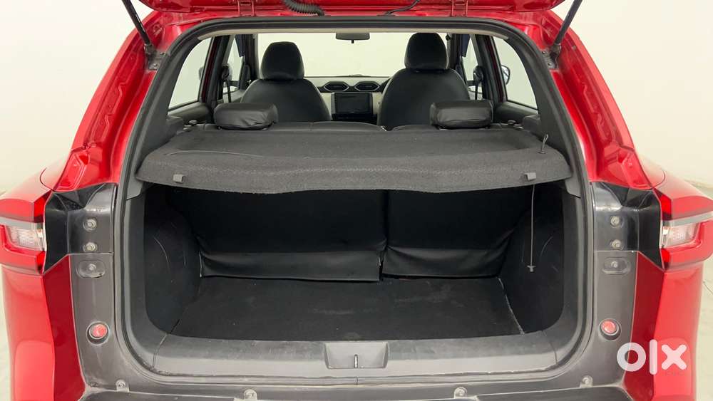 Nissan Magnite 1.0 Xv Executive, 2022, Petrol