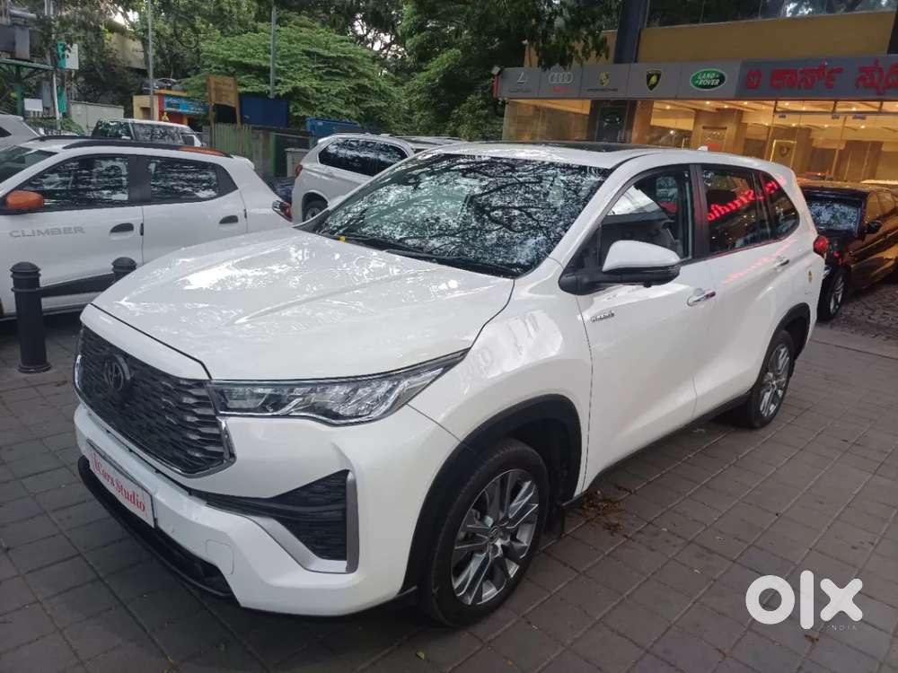 Toyota Innova Hycross 2.0 Zx (o) Hybrid 7 Str, 2024, Petrol
