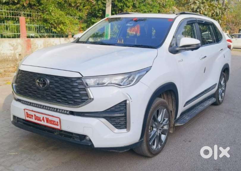 Toyota Innova Hycross 2.0 Zx Hybrid 7 Str, 2024, Cng & Hybrids