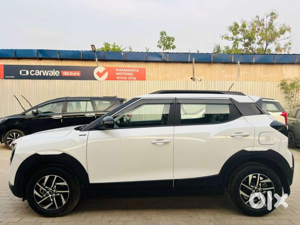Mahindra Xuv 3xo Ax5 Pm At, 2025, Petrol