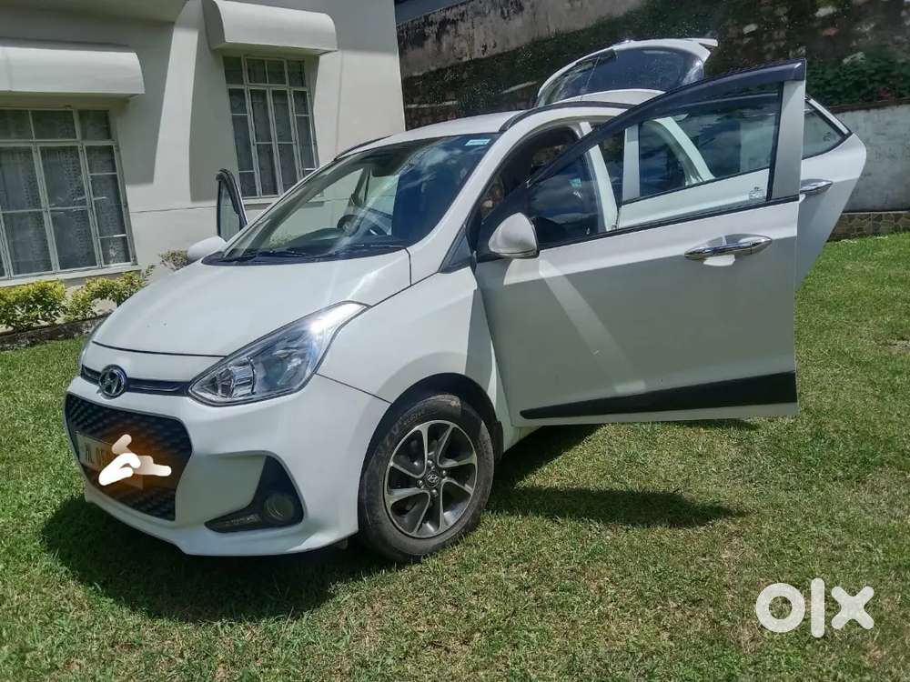 Hyundai Grand I10 Asta Top Model
 2018 Petrol 35000 Km Driven
