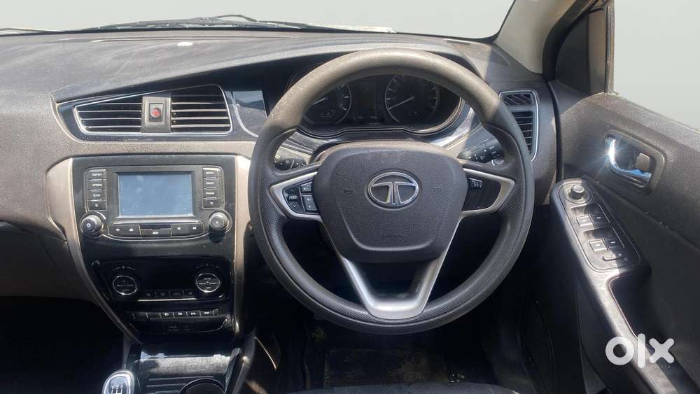 Tata Bolt Revotron Xt, 2015, Petrol