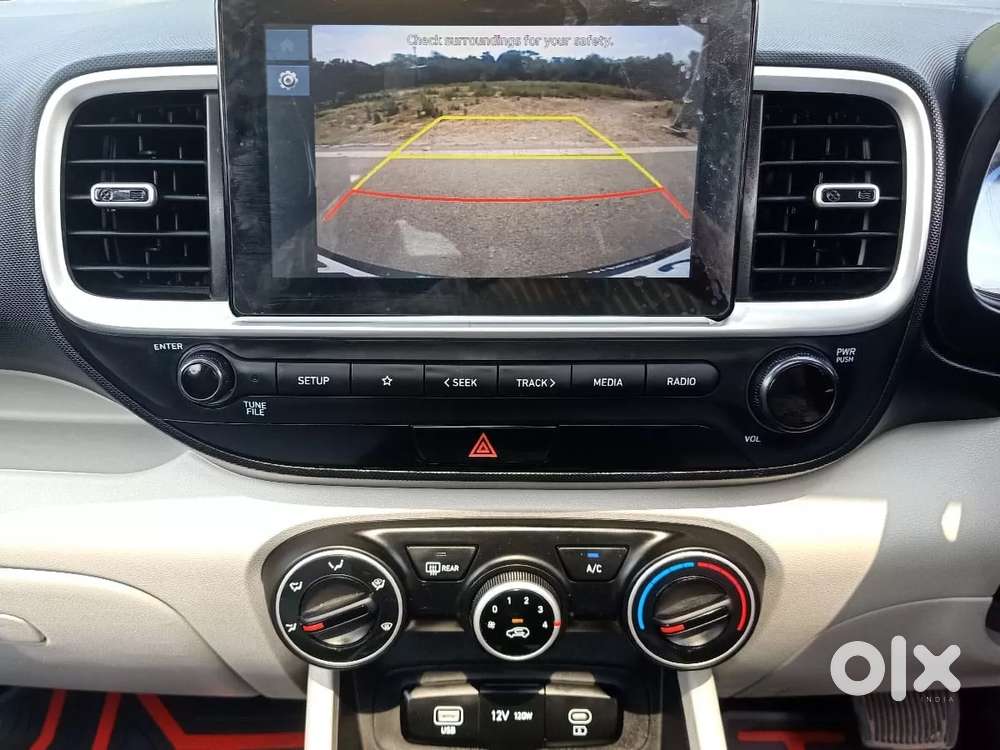 Hyundai Venue 1.0 S (o) Turbo Dct, 2025, Petrol