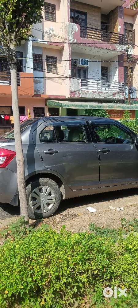 Maruti Suzuki Swift Dzire 2012 Petrol 27300 Km Driven