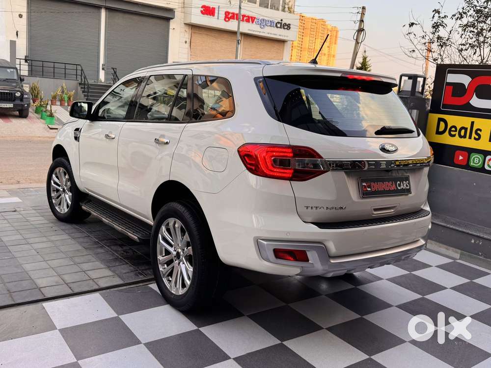 Ford Endeavour 2.2 Titanium At 4x2 Sunroof, 2018, Diesel