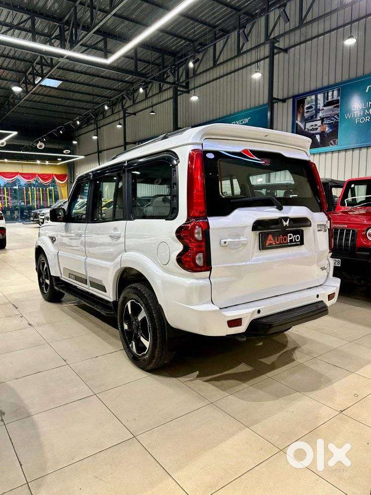 Mahindra Scorpio Classic 2.2 S 11 Mt 7 Str, 2023, Diesel