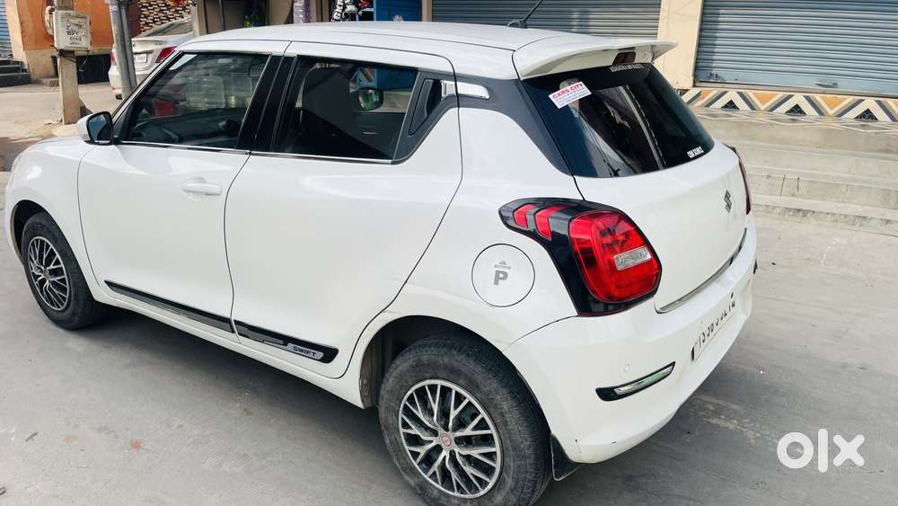 Maruti Suzuki Swift Vxi, 2020, Petrol