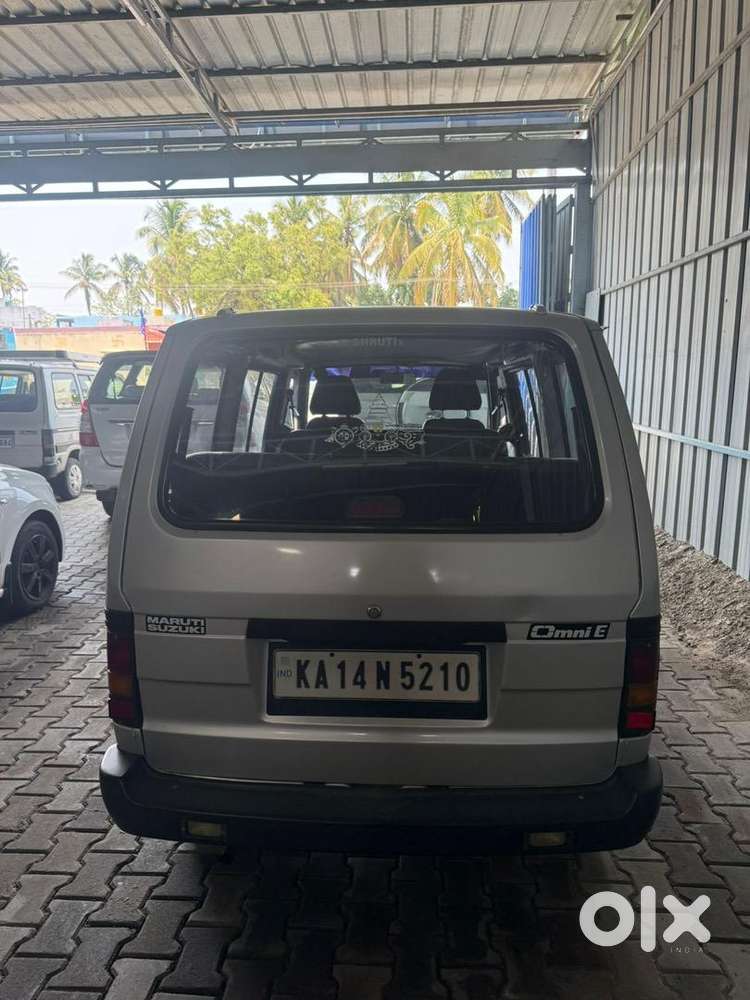 Maruti Suzuki Omni 2011