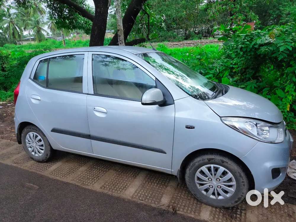 Hyundai I10 Sportz Petrol Manual 2014 Company Service Only