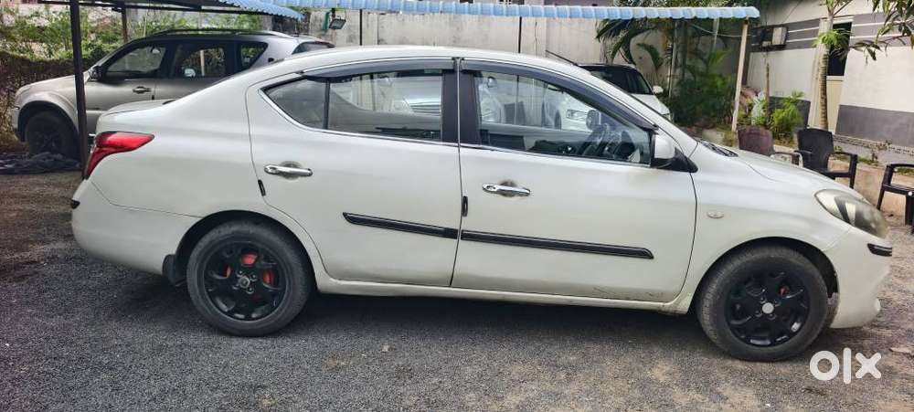 Renault Scala Rxz Mt, 2012