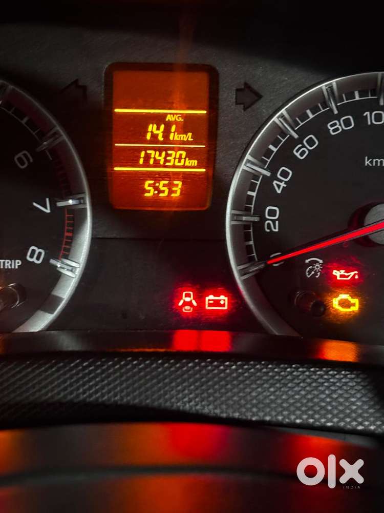 Maruti Suzuki Swift Dzire 1.2 Vxi Bsiv, 2013, Petrol