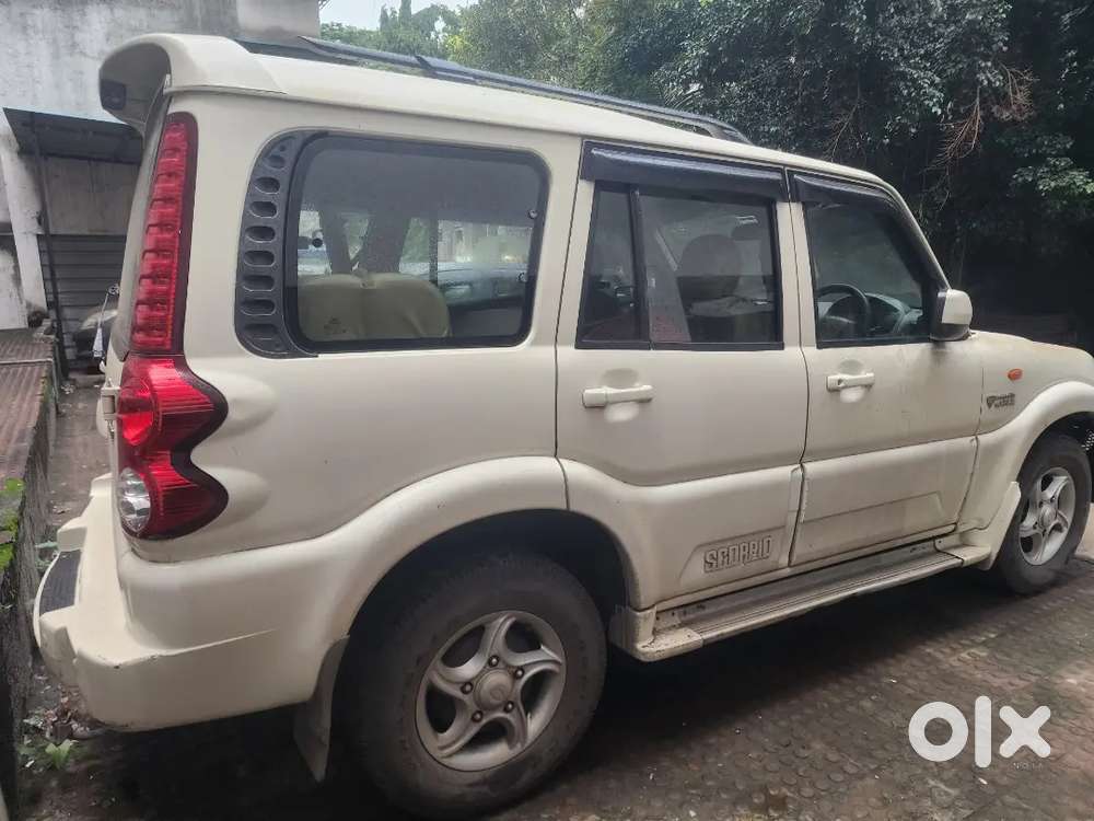 Mahindra Scorpio Classic 2010 Diesel Manual