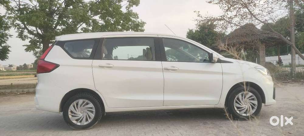 Maruti Suzuki Ertiga 2022-2023  Vxi, 2021, Petrol