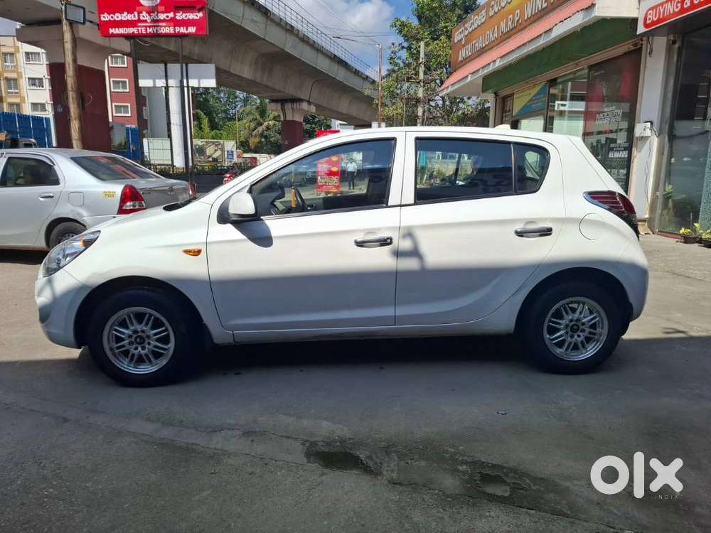 Hyundai I20 2010-2012 1.2 Sportz Option, 2011, Petrol