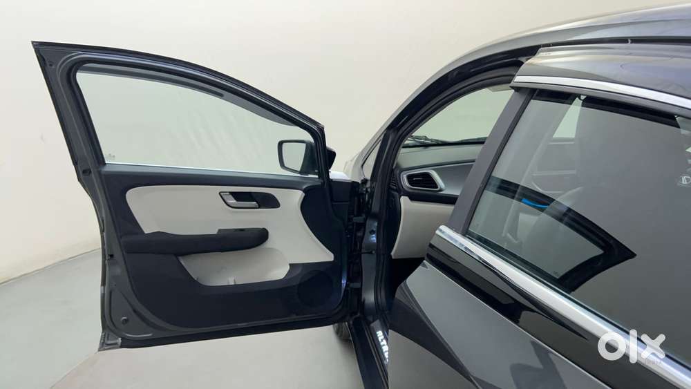 Tata Altroz Xz, 2024, Petrol