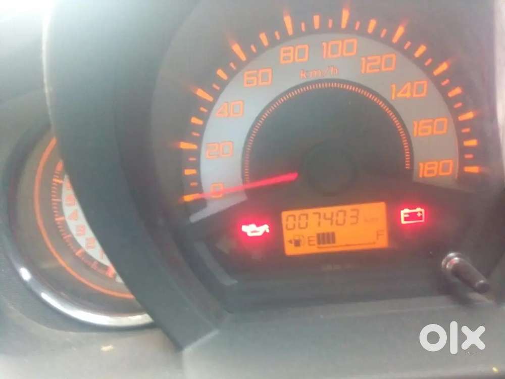 Honda Brio Petrol Mt 2014