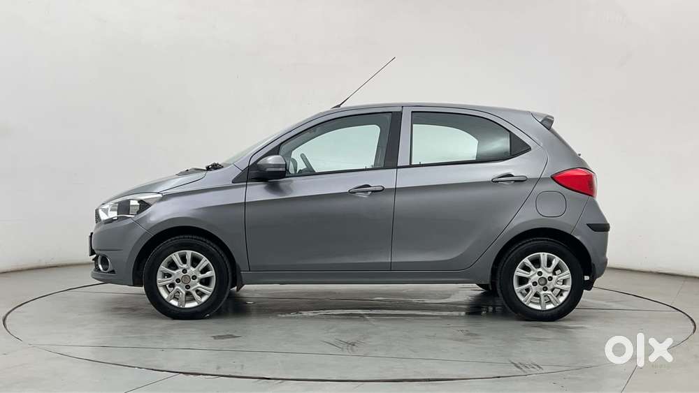 Tata Tiago Xza, 2018, Petrol