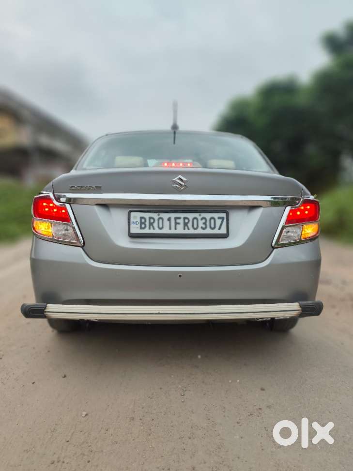 Maruti Suzuki Dzire 1.2 Vxi, 2022, Petrol