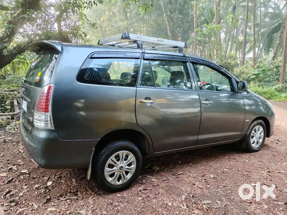 Toyota Innova 2009 Diesel 130000 Km Driven