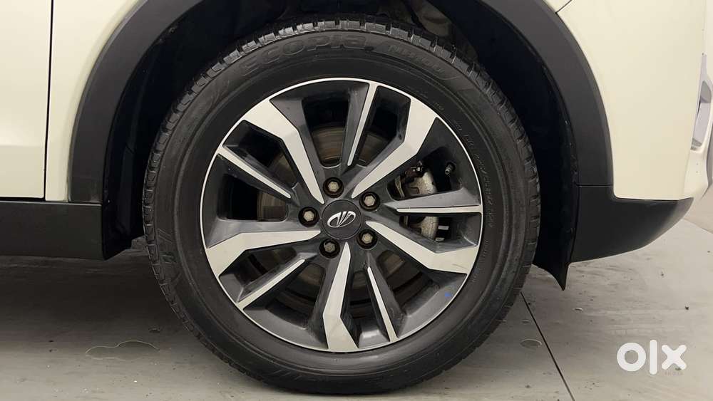 Mahindra Xuv300 W8 (o) 1.5 Diesel Amt, 2019, Diesel