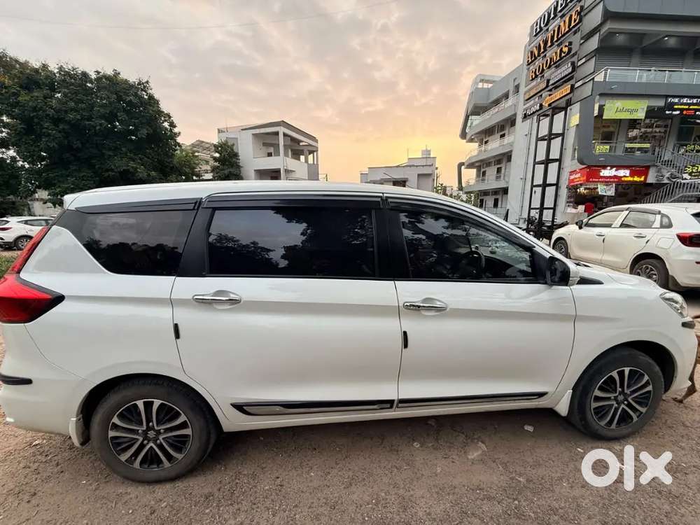 Maruti Suzuki Ertiga Zxi 2023 Cng & Petrol Manual
