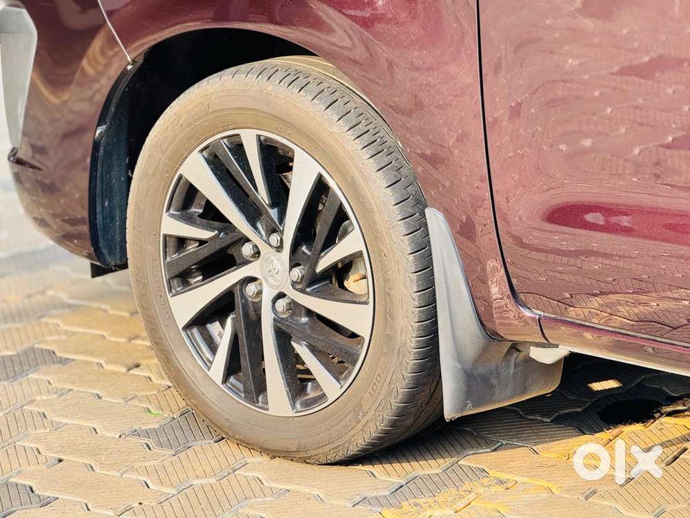 Toyota Innova Crysta