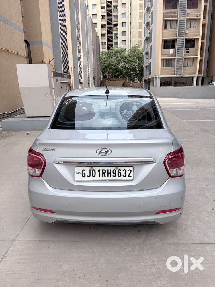 Hyundai Xcent Petrol Manual 2014