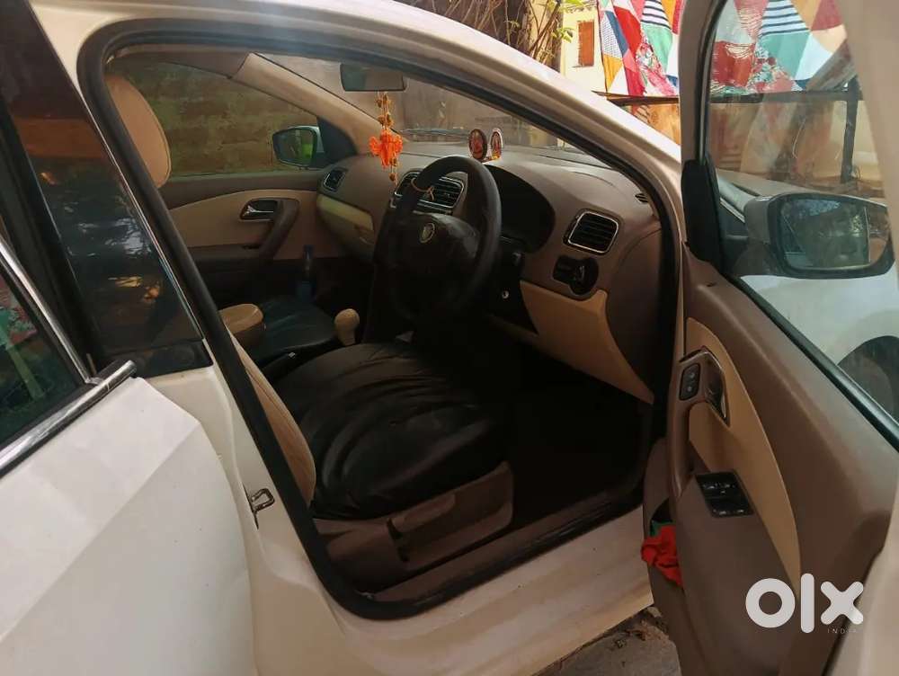 Skoda Rapid 2013 Diesel 98000 Km Driven