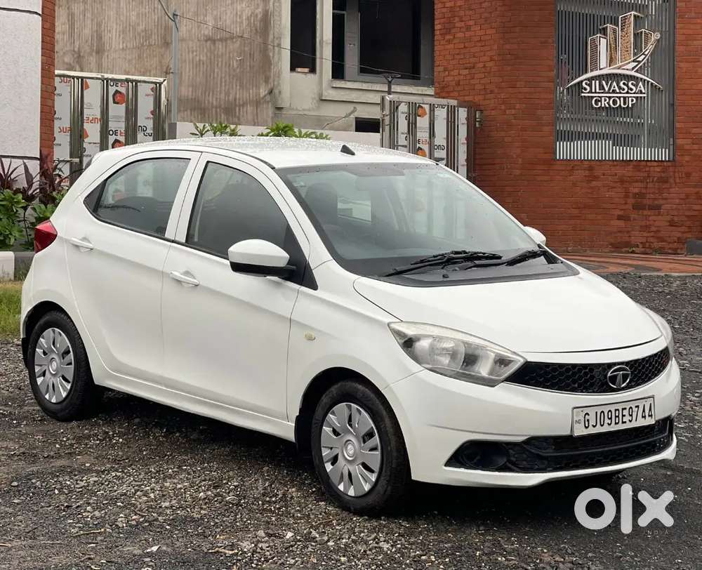 Tata Tiago Revotron 2018
