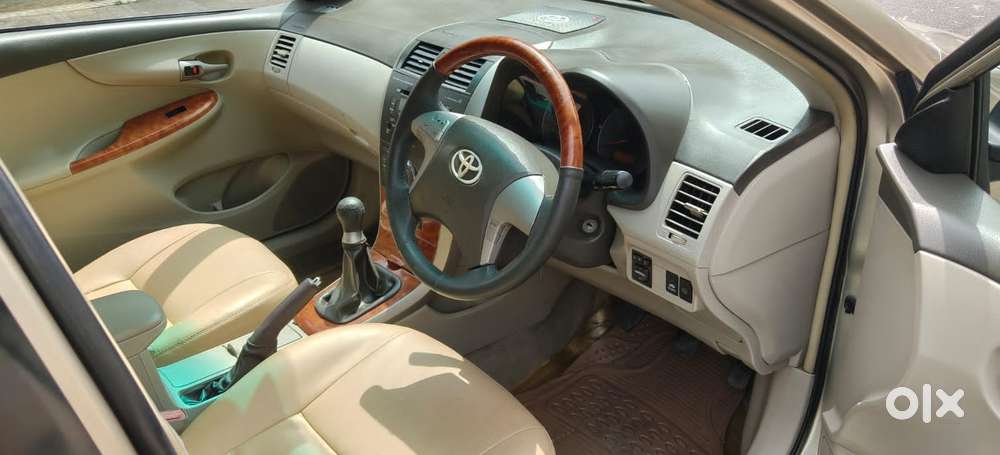 Toyota Corolla Altis G, 2010, Petrol