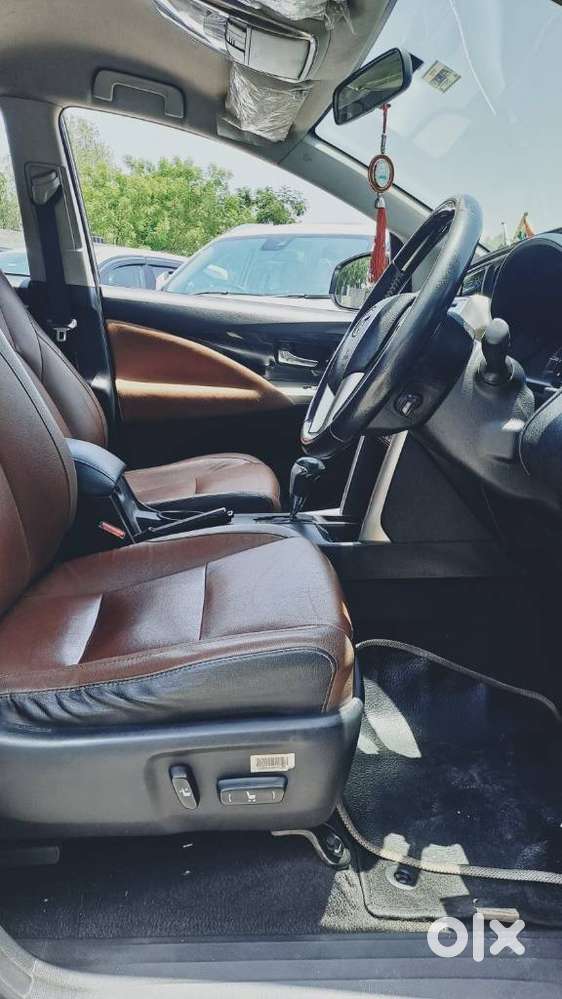 Toyota Innova Crysta 2.8z Automatic, 2018, Diesel