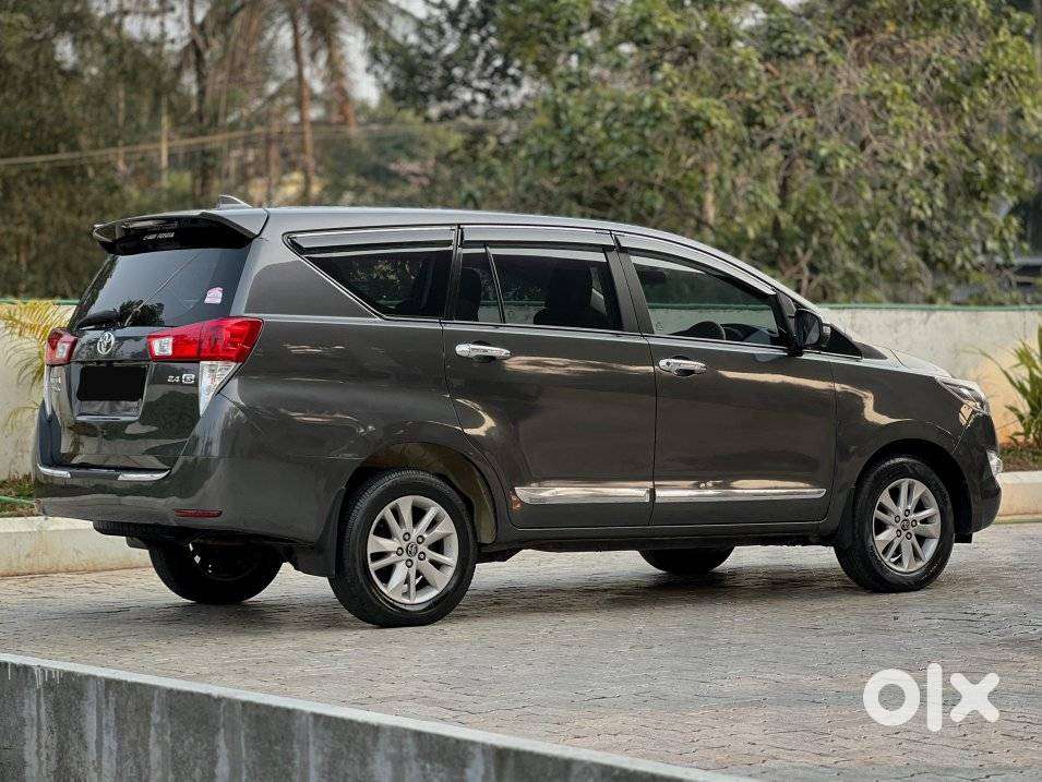 Toyota Innova Crysta 2.4 G Mt, 2018, Diesel