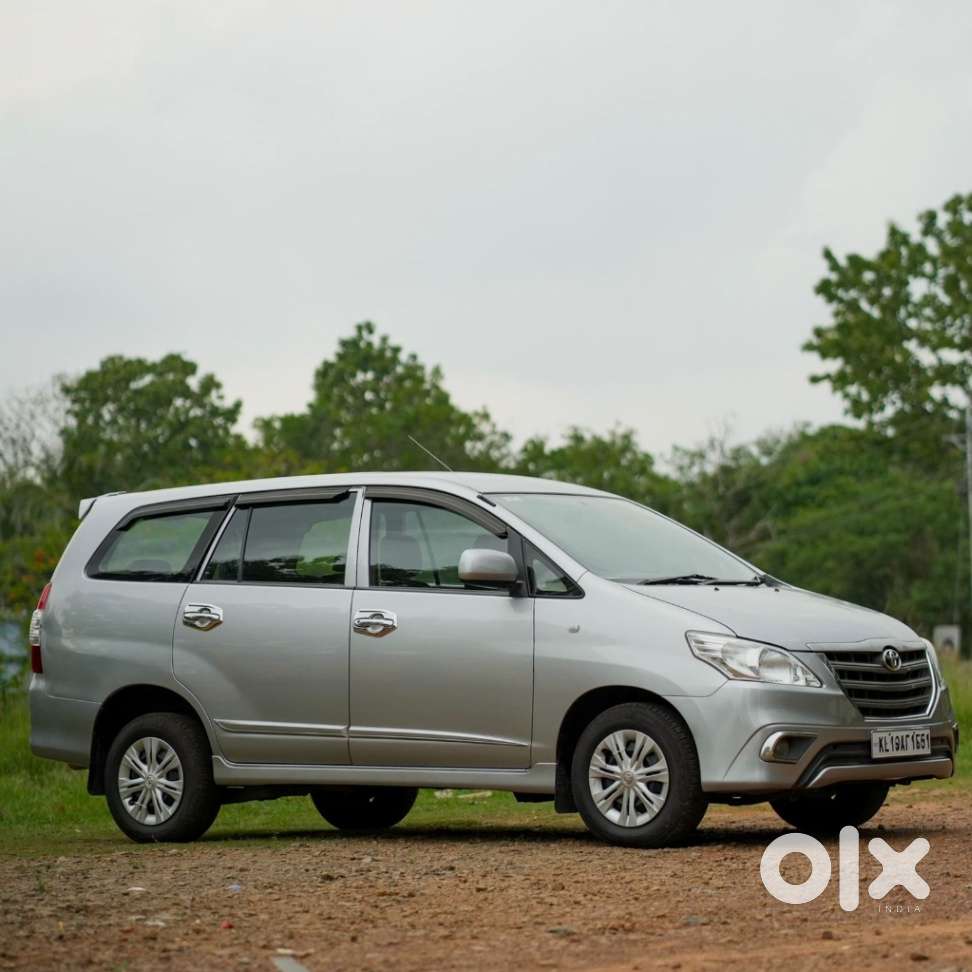 Toyota Innova 2.5 G (diesel) 8 Seater, 2015, Diesel