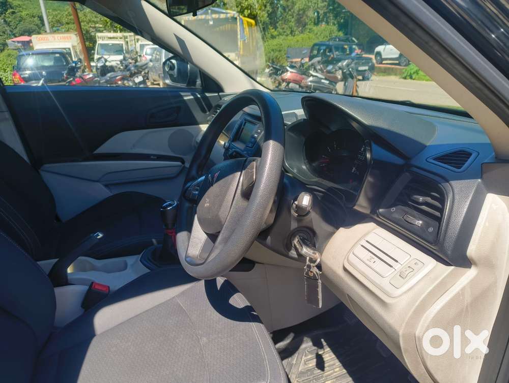 Mahindra Xuv300 W6, 2023, Petrol