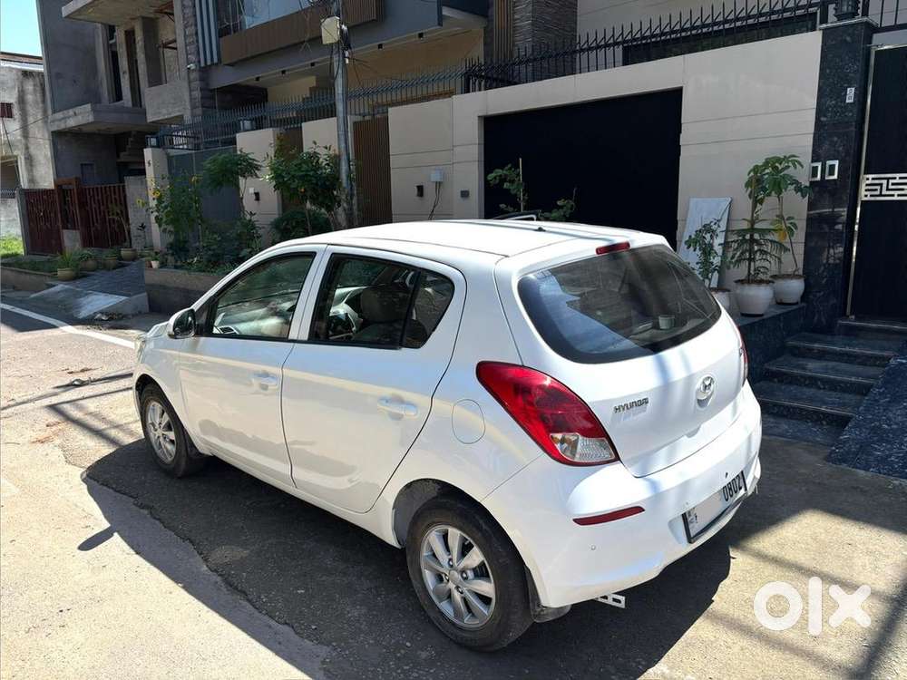 Hyundai I20 2012 Diesel Family Used Smooth And Silent Engine