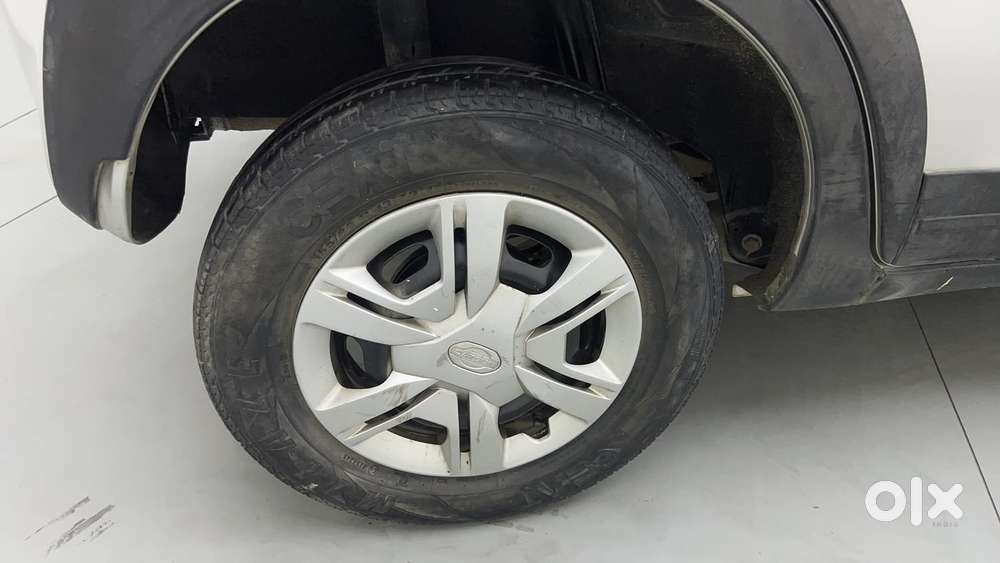 Datsun Redigo T Option, 2017, Petrol