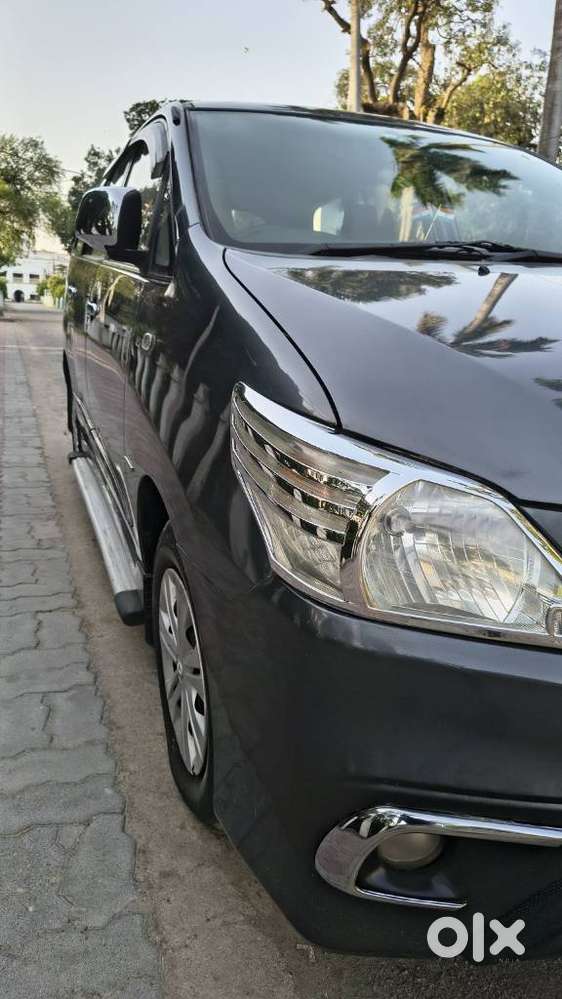 Toyota Innova 2012-2013 2.5 G (diesel) 8 Seater, 2015, Diesel