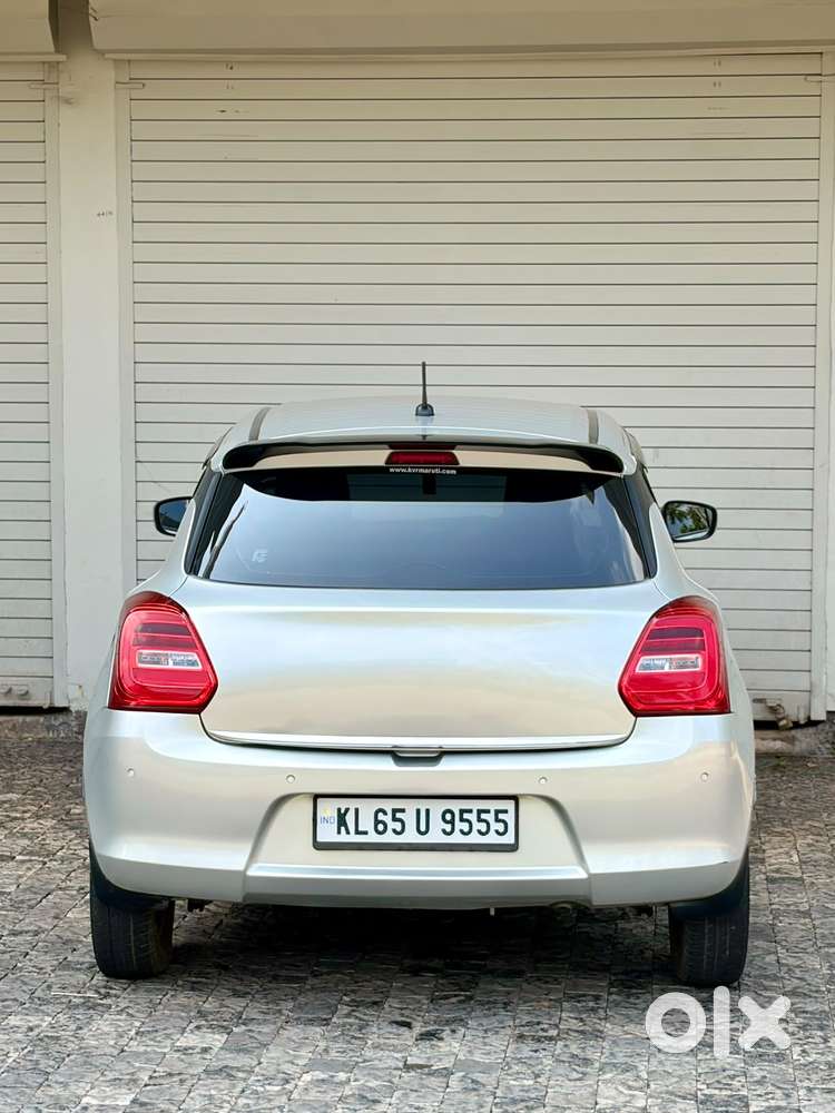 Maruti Suzuki Swift Vxi + Manual, 2023, Petrol