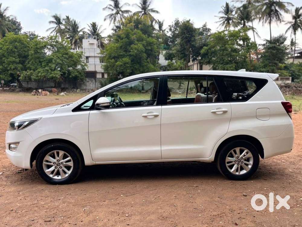 Toyota Innova Crysta 2.4 G Mt 8s, 2017, Diesel