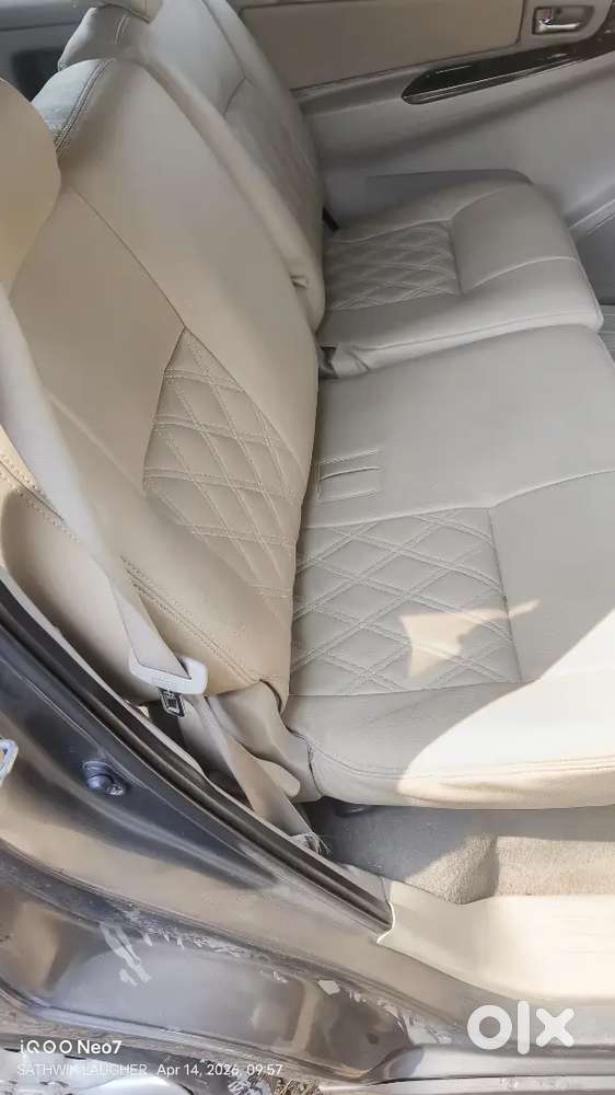 Toyota Innova 2013 Diesel Well Maintained Showroom Track