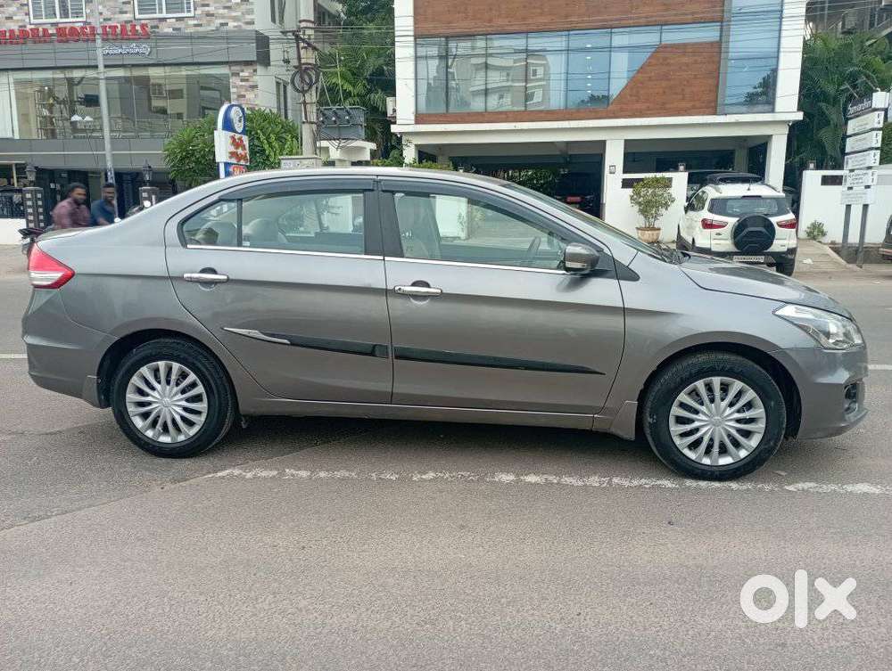 Maruti Suzuki Ciaz Smart Hybrid Alpha , 2018, Petrol