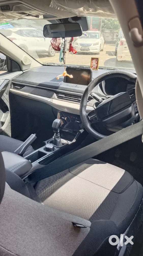 Tata Nexon Pure S Variant