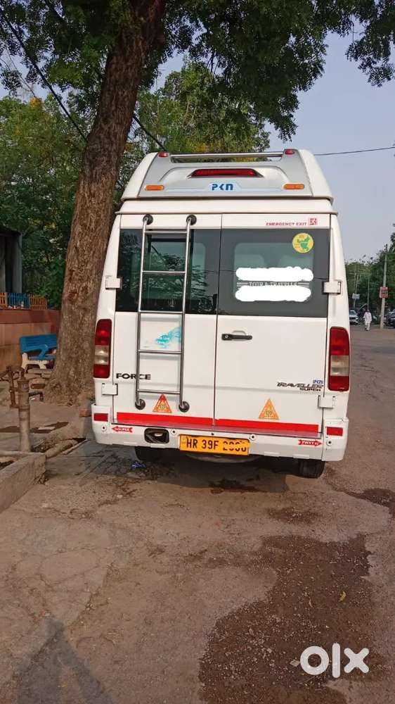Force Motors Traveller T1 2022 Diesel 200000 Km Driven