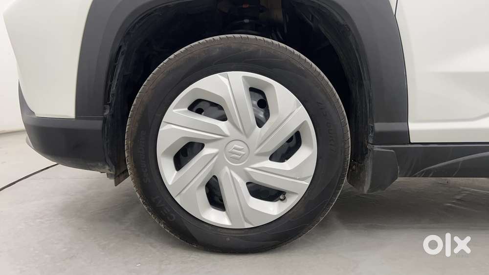 Maruti Suzuki Grand Vitara 1.5 Delta Smart Hybrid At, 2025, Petrol