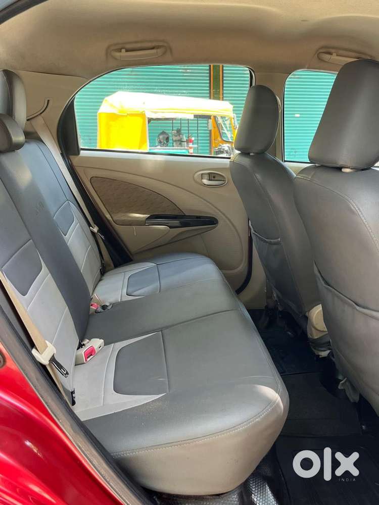 Toyota Etios 1.5 V, 2017, Petrol