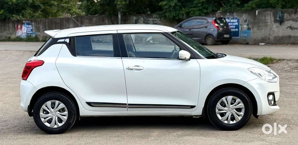 Maruti Suzuki Swift, 2023, Petrol