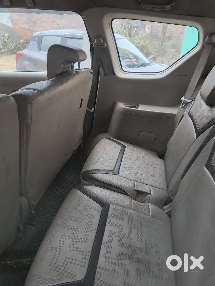 Maruti Suzuki Ertiga 2023 Cng & Petrol  84000 Km Driven