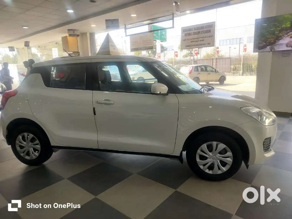 Maruti Suzuki Swift Vxi 2023 Petrol 13000 Km Driven