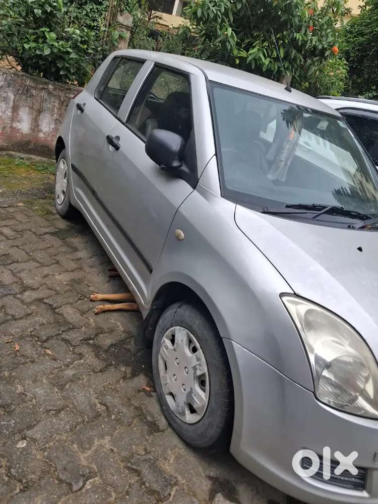 Maruti Suzuki Swift Lxi 2010  Well Maintained  Rc Valid Till 2030